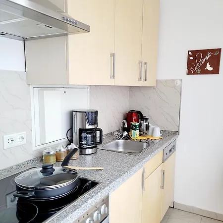 2 Zimmer Fuer 3 Bis 4 Personen Apartment Muelheim an der Ruhr