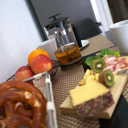 2 Zimmer Fuer 3 Bis 4 Personen *