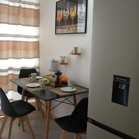 Apartment 2 Zimmer Fuer 3 Bis 4 Personen